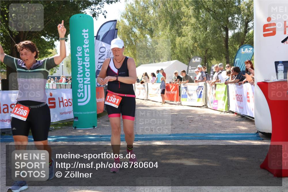 07.09.2025 - 19. Norderstedt Triathlon Zöllner http://msf.ph/oto/8780604 07.09.2025 12:50:47 Ziel 1286, 1381 meine-sportfotos.de