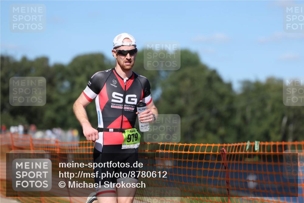 07.09.2025 - 19. Norderstedt Triathlon Michael Strokosch http://msf.ph/oto/8780612 07.09.2025 15:01:22 Laufen 979 meine-sportfotos.de