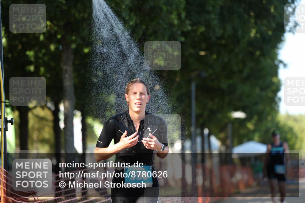 07.09.2025 - 19. Norderstedt Triathlon Michael Strokosch http://msf.ph/oto/8780626 07.09.2025 16:04:14 Laufen 365, 399, 403 meine-sportfotos.de