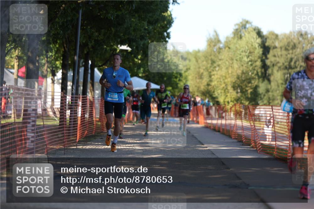 07.09.2025 - 19. Norderstedt Triathlon Michael Strokosch http://msf.ph/oto/8780653 07.09.2025 16:04:34 Laufen 440, 527, 1408, 1439 meine-sportfotos.de