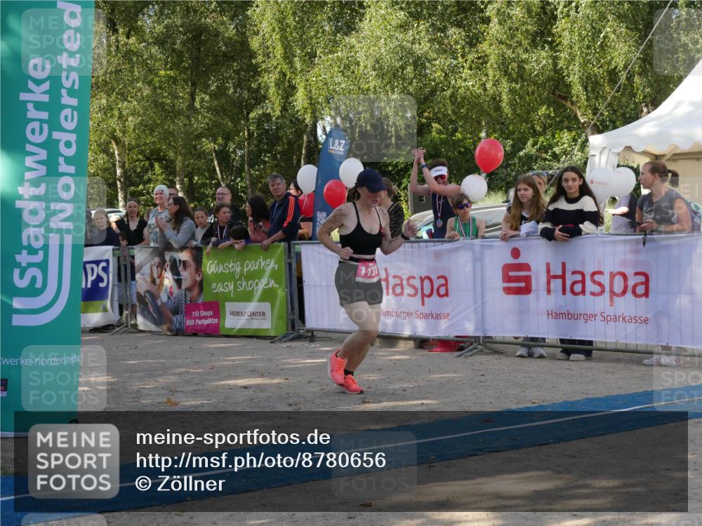 07.09.2025 - 19. Norderstedt Triathlon Zöllner http://msf.ph/oto/8780656 07.09.2025 10:54:44 Ziel 657, 1131 meine-sportfotos.de
