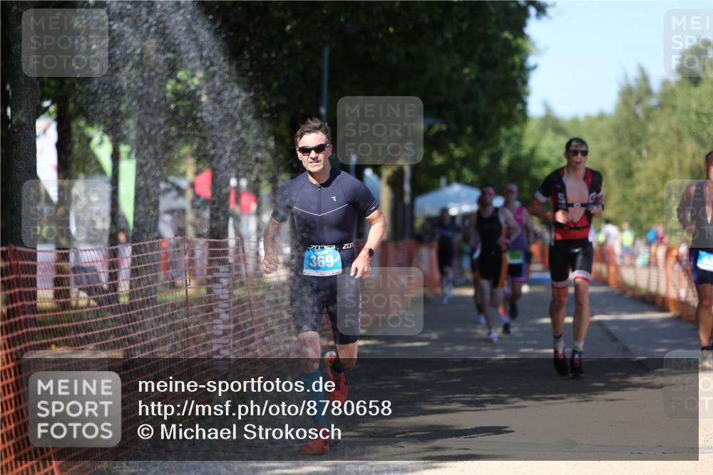 07.09.2025 - 19. Norderstedt Triathlon Michael Strokosch http://msf.ph/oto/8780658 07.09.2025 15:01:42 Laufen 369, 400, 872, 978, 1002, 1005, 1022 meine-sportfotos.de