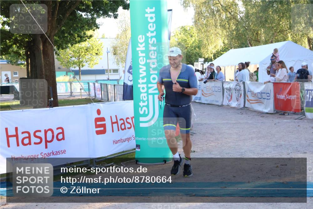 07.09.2025 - 19. Norderstedt Triathlon Zöllner http://msf.ph/oto/8780664 07.09.2025 17:36:10 Ziel 1476 meine-sportfotos.de