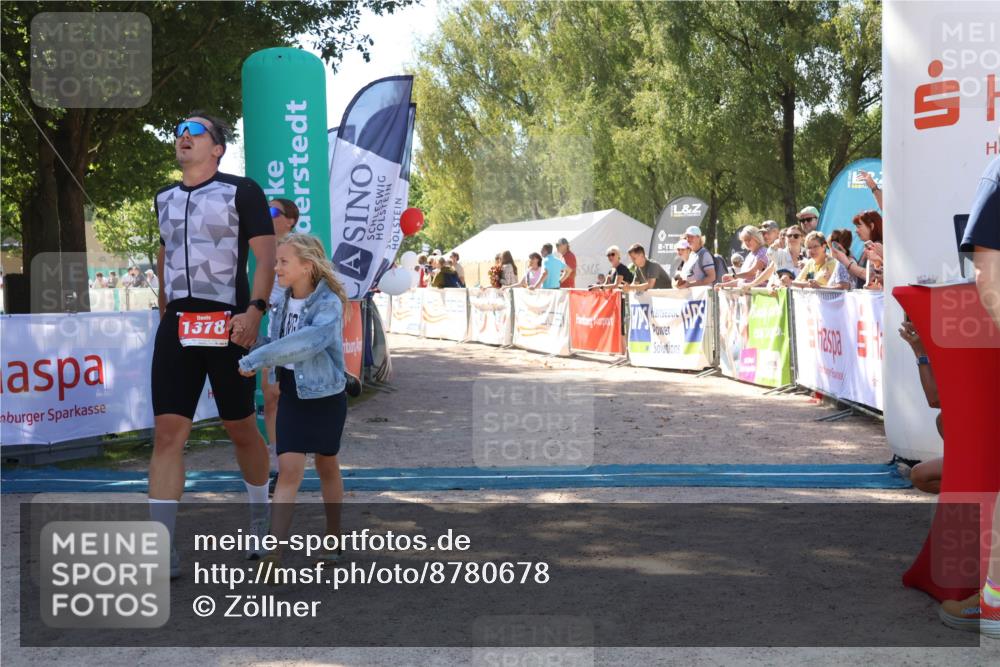 07.09.2025 - 19. Norderstedt Triathlon Zöllner http://msf.ph/oto/8780678 07.09.2025 12:51:13 Ziel 792, 1220, 1378 meine-sportfotos.de
