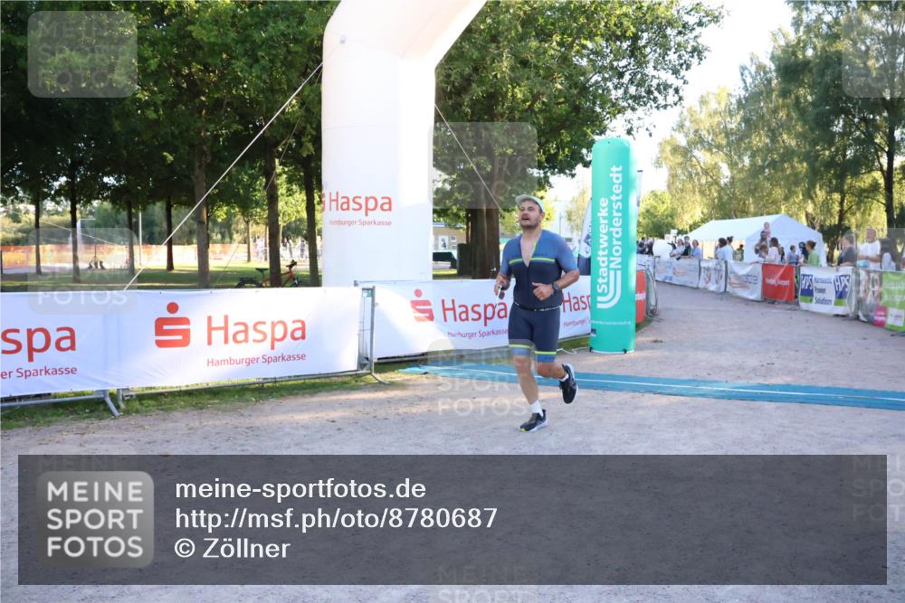 07.09.2025 - 19. Norderstedt Triathlon Zöllner http://msf.ph/oto/8780687 07.09.2025 17:36:11 Ziel 1476 meine-sportfotos.de