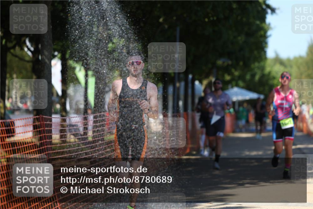 07.09.2025 - 19. Norderstedt Triathlon Michael Strokosch http://msf.ph/oto/8780689 07.09.2025 15:01:46 Laufen 369, 400, 872, 978, 1002, 1022 meine-sportfotos.de