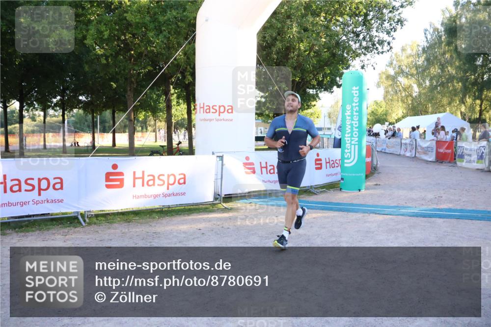07.09.2025 - 19. Norderstedt Triathlon Zöllner http://msf.ph/oto/8780691 07.09.2025 17:36:11 Ziel 1476 meine-sportfotos.de