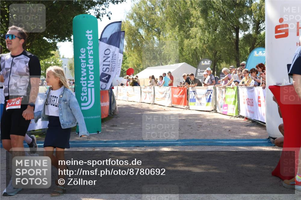 07.09.2025 - 19. Norderstedt Triathlon Zöllner http://msf.ph/oto/8780692 07.09.2025 12:51:14 Ziel 792, 1220, 1378 meine-sportfotos.de