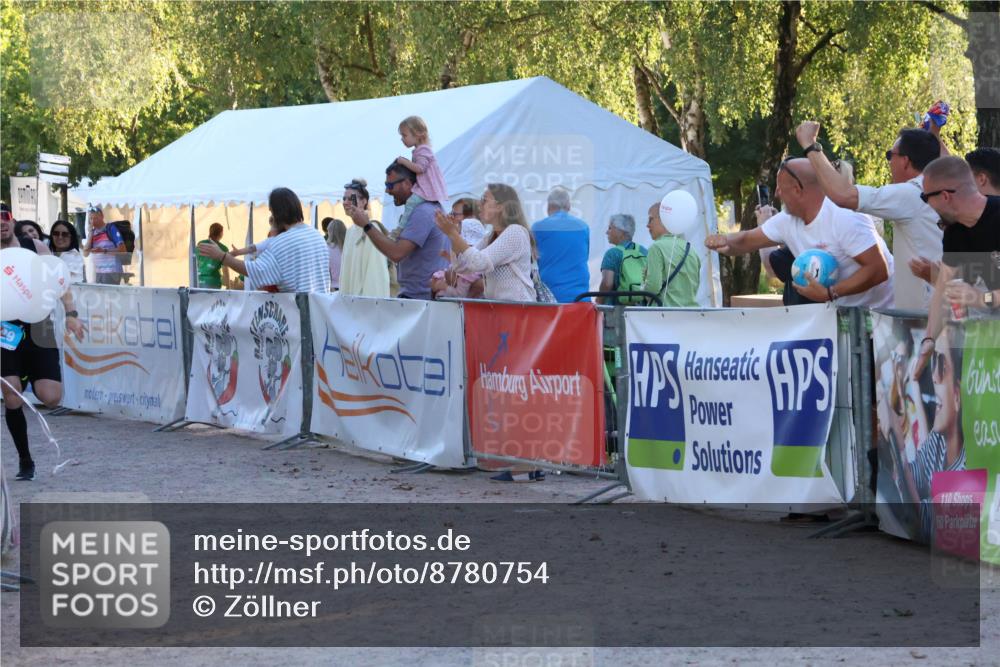 07.09.2025 - 19. Norderstedt Triathlon Zöllner http://msf.ph/oto/8780754 07.09.2025 17:37:06 Ziel 929 meine-sportfotos.de