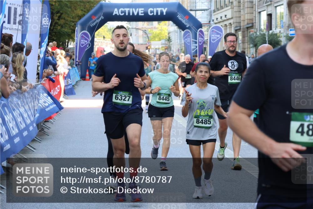 07.09.2025 - BARMER Alsterlauf Strokosch-Dieckow http://msf.ph/oto/8780787 07.09.2025 10:05:58 Ziel 2237, 2277, 2344, 3154, 3157, 3212, 3321, 3345, 3490, 4082, 4205, 4319, 4342, 4455, 4525, 4537, 4591, 5050, 5240, 5363, 5478, 5595, 5762, 6045, 6085, 6149, 6173, 6231, 6299, 6302, 8076, 8121, 8152, 8212 meine-sportfotos.de