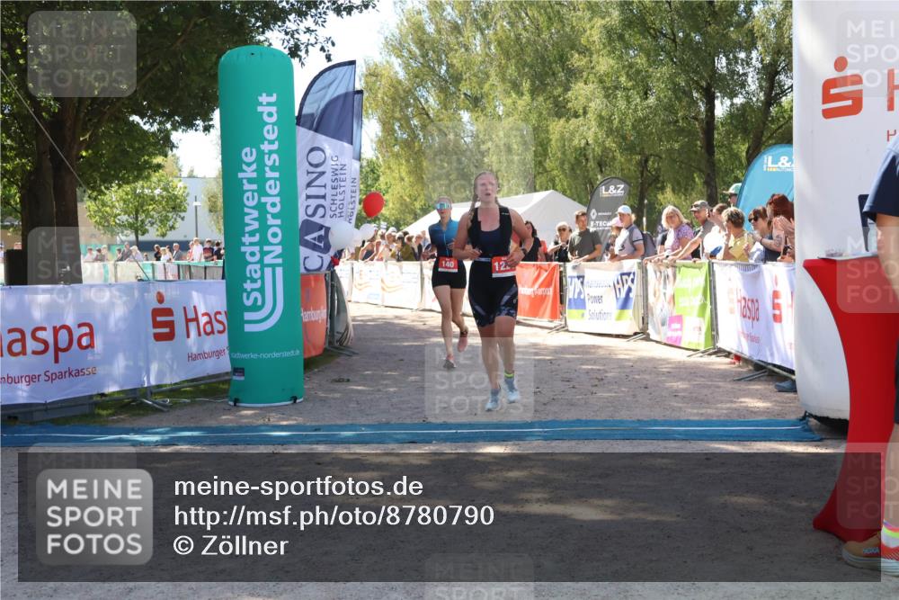 07.09.2025 - 19. Norderstedt Triathlon Zöllner http://msf.ph/oto/8780790 07.09.2025 12:51:31 Ziel 140, 1224 meine-sportfotos.de