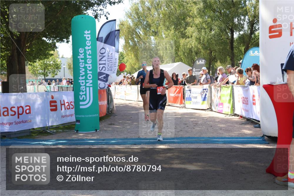 07.09.2025 - 19. Norderstedt Triathlon Zöllner http://msf.ph/oto/8780794 07.09.2025 12:51:31 Ziel 140, 1224 meine-sportfotos.de