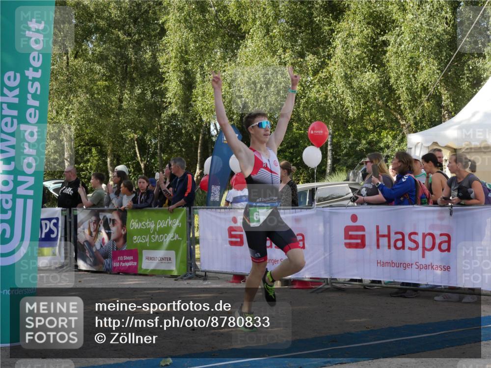 07.09.2025 - 19. Norderstedt Triathlon Zöllner http://msf.ph/oto/8780833 07.09.2025 10:55:56 Ziel 637, 661, 680 meine-sportfotos.de