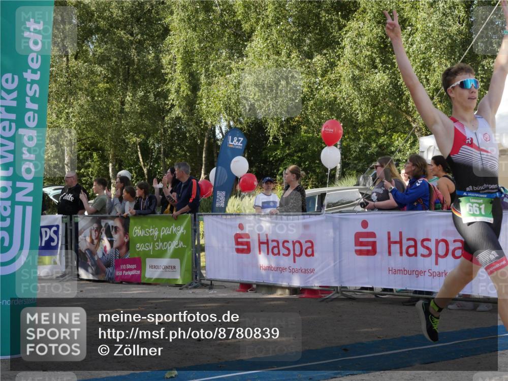 07.09.2025 - 19. Norderstedt Triathlon Zöllner http://msf.ph/oto/8780839 07.09.2025 10:55:57 Ziel 637, 661, 680 meine-sportfotos.de