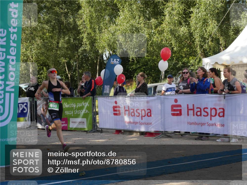 07.09.2025 - 19. Norderstedt Triathlon Zöllner http://msf.ph/oto/8780856 07.09.2025 10:55:59 Ziel 134, 637, 661, 680 meine-sportfotos.de