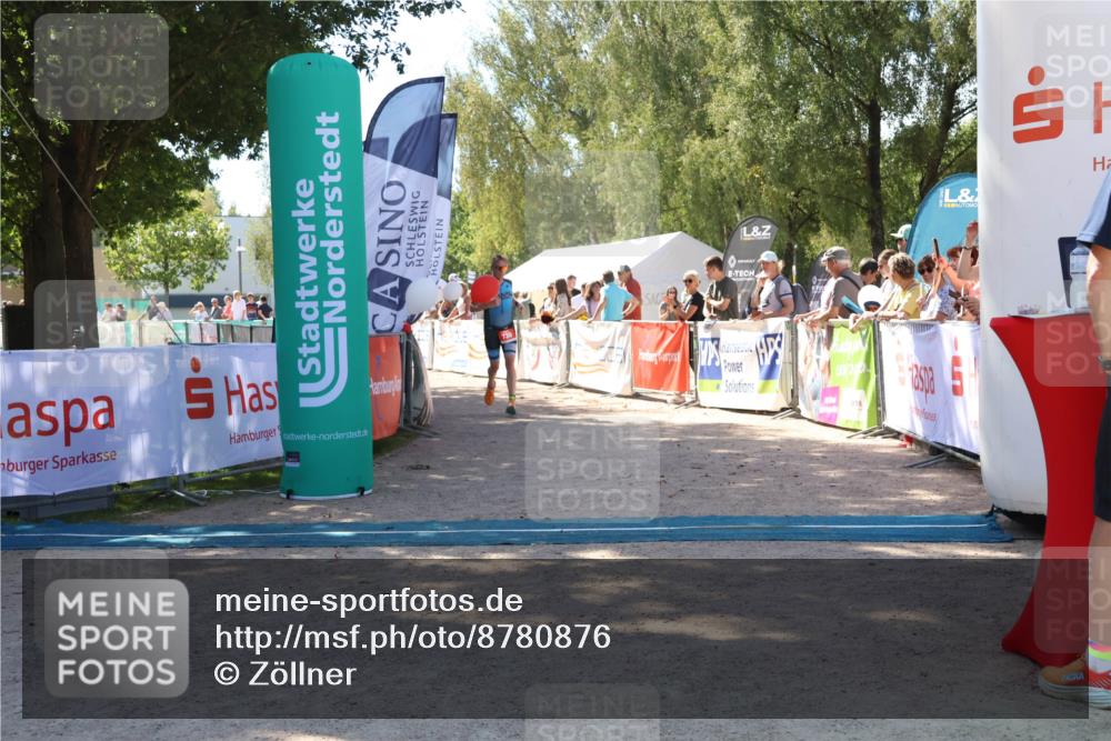 07.09.2025 - 19. Norderstedt Triathlon Zöllner http://msf.ph/oto/8780876 07.09.2025 12:52:11 Ziel 730 meine-sportfotos.de