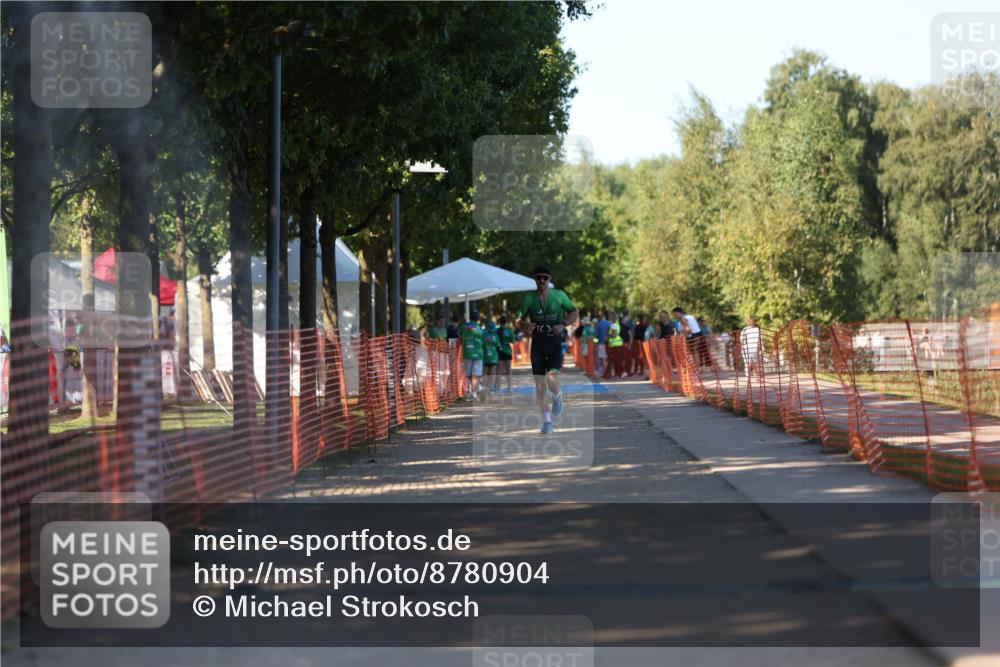 07.09.2025 - 19. Norderstedt Triathlon Michael Strokosch http://msf.ph/oto/8780904 07.09.2025 16:05:16 Laufen 463, 540, 1488 meine-sportfotos.de