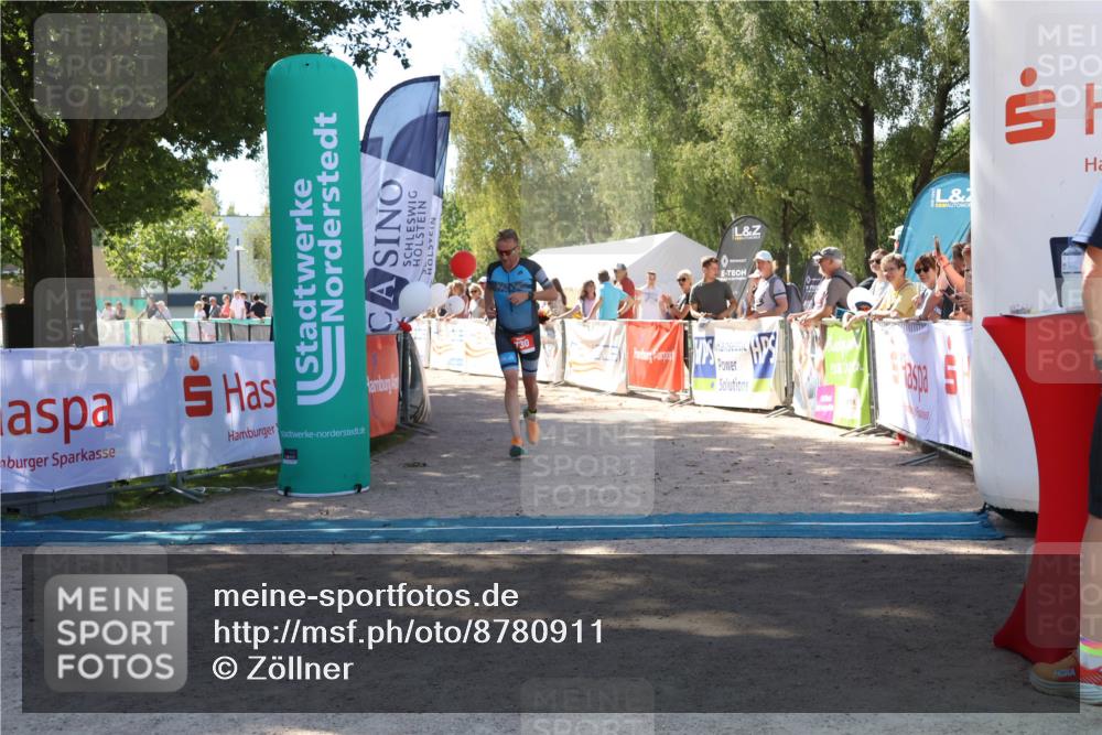 07.09.2025 - 19. Norderstedt Triathlon Zöllner http://msf.ph/oto/8780911 07.09.2025 12:52:12 Ziel 730 meine-sportfotos.de