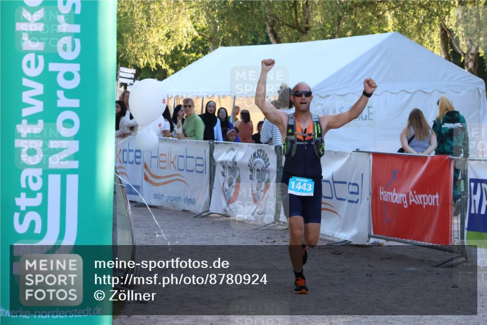 07.09.2025 - 19. Norderstedt Triathlon Zöllner http://msf.ph/oto/8780924 07.09.2025 17:37:41 Ziel 1443 meine-sportfotos.de