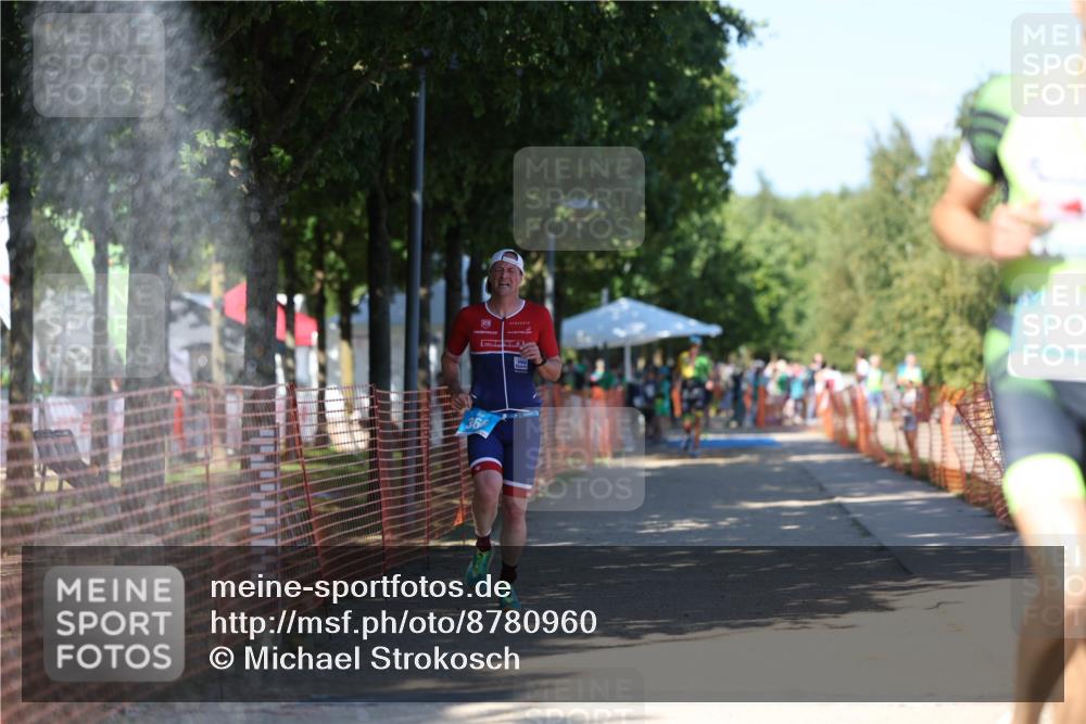 07.09.2025 - 19. Norderstedt Triathlon Michael Strokosch http://msf.ph/oto/8780960 07.09.2025 15:02:16 Laufen 366, 1469 meine-sportfotos.de