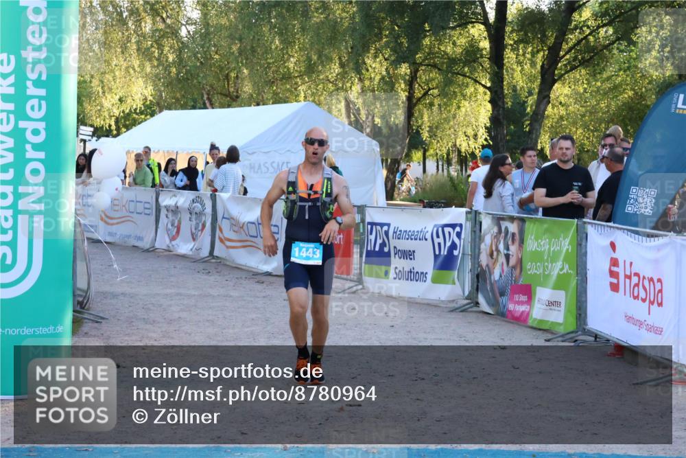 07.09.2025 - 19. Norderstedt Triathlon Zöllner http://msf.ph/oto/8780964 07.09.2025 17:37:43 Ziel 1443 meine-sportfotos.de