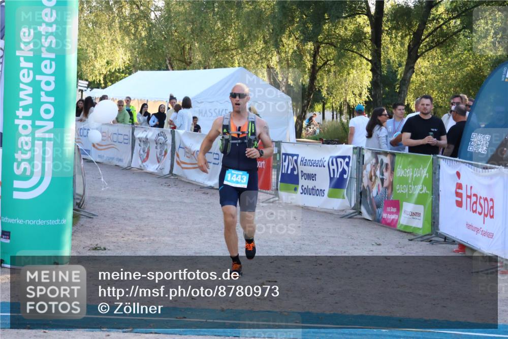 07.09.2025 - 19. Norderstedt Triathlon Zöllner http://msf.ph/oto/8780973 07.09.2025 17:37:44 Ziel 1443 meine-sportfotos.de