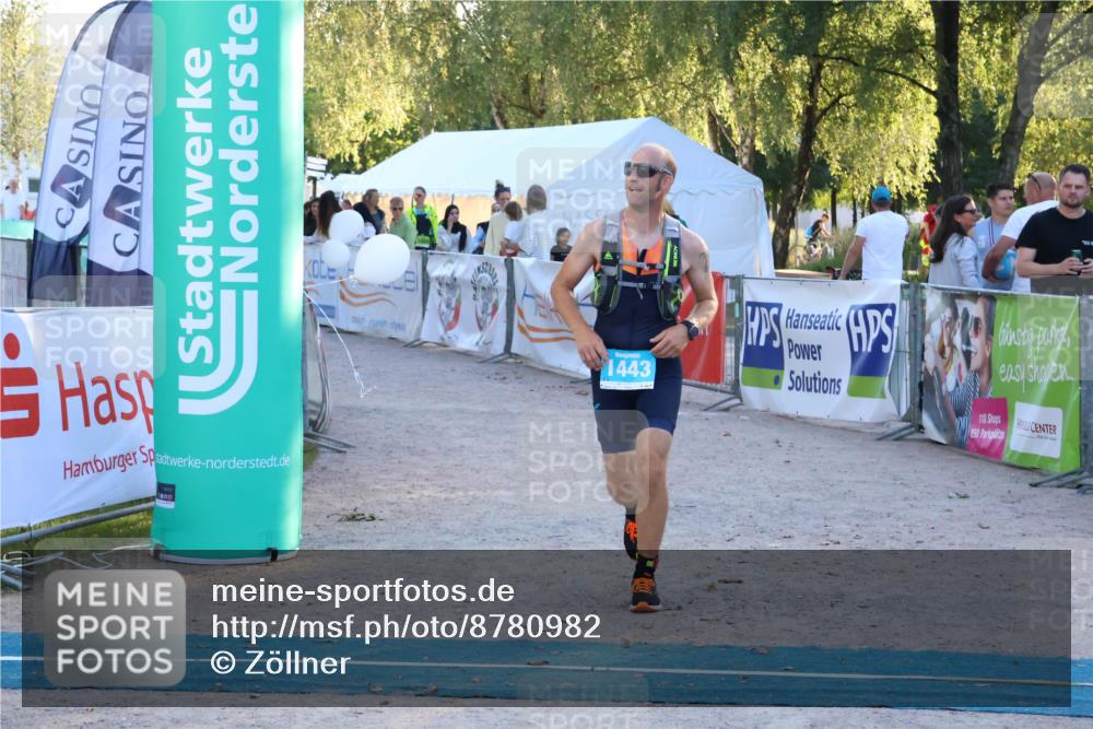 07.09.2025 - 19. Norderstedt Triathlon Zöllner http://msf.ph/oto/8780982 07.09.2025 17:37:44 Ziel 1443 meine-sportfotos.de