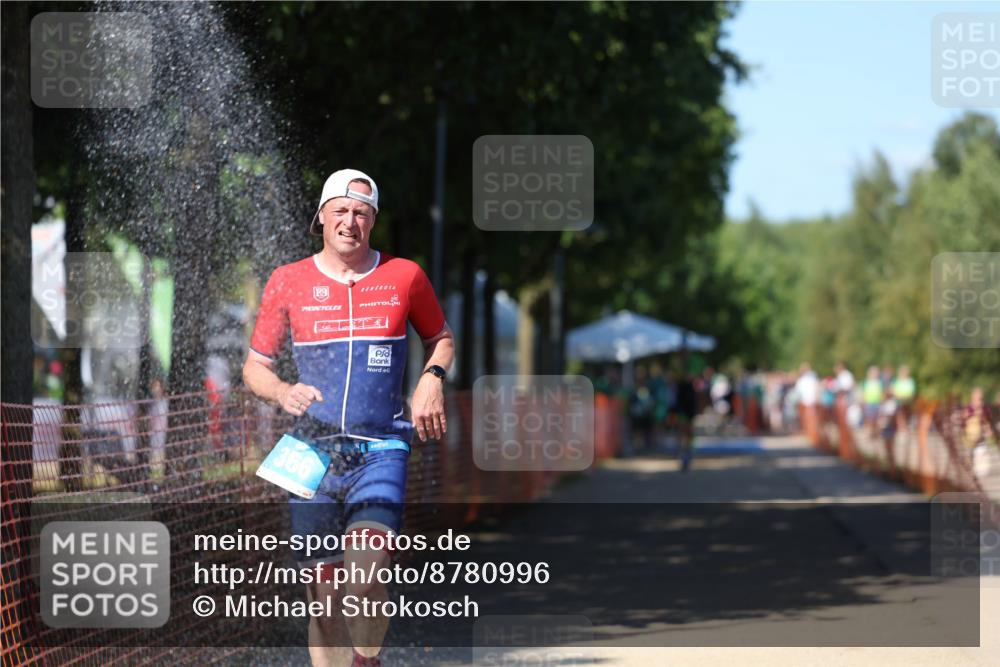 07.09.2025 - 19. Norderstedt Triathlon Michael Strokosch http://msf.ph/oto/8780996 07.09.2025 15:02:19 Laufen 366, 1469 meine-sportfotos.de