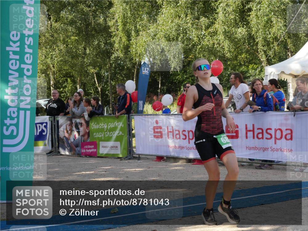 07.09.2025 - 19. Norderstedt Triathlon Zöllner http://msf.ph/oto/8781043 07.09.2025 10:56:38 Ziel 70, 102, 682 meine-sportfotos.de