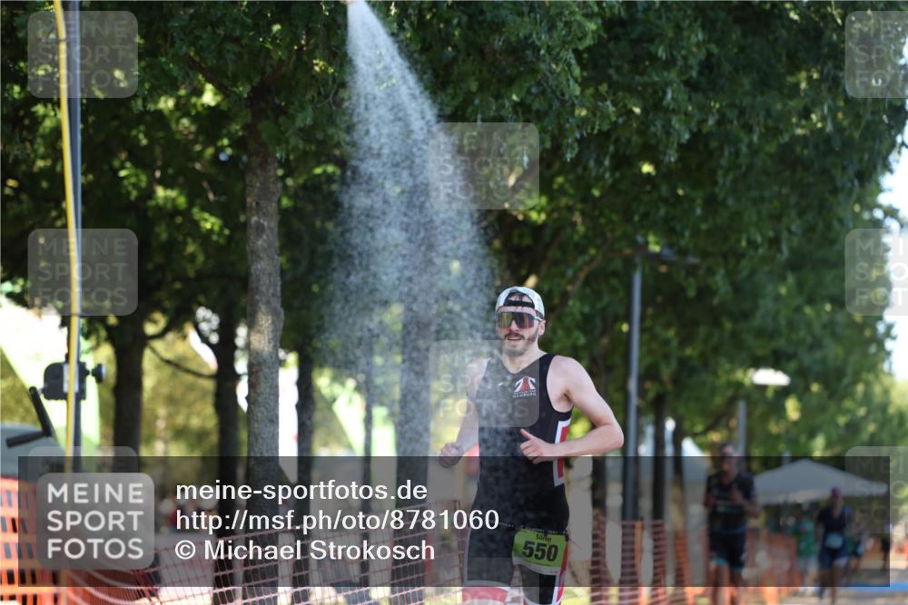 07.09.2025 - 19. Norderstedt Triathlon Michael Strokosch http://msf.ph/oto/8781060 07.09.2025 16:06:06 Laufen 550, 1484 meine-sportfotos.de