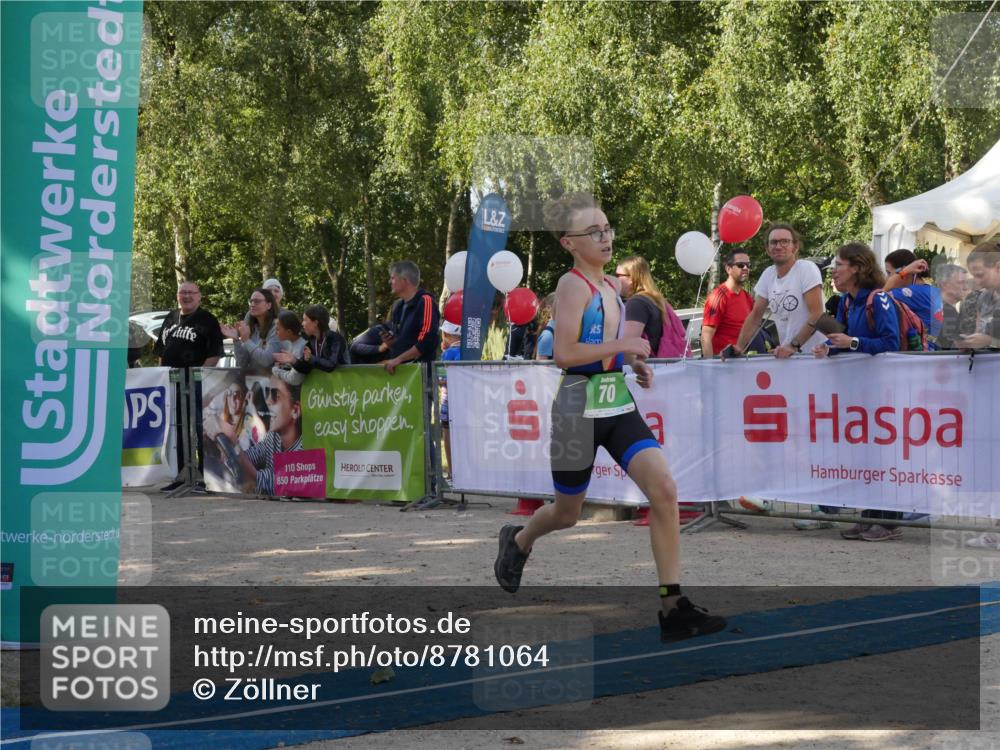 07.09.2025 - 19. Norderstedt Triathlon Zöllner http://msf.ph/oto/8781064 07.09.2025 10:56:39 Ziel 70, 102, 682 meine-sportfotos.de