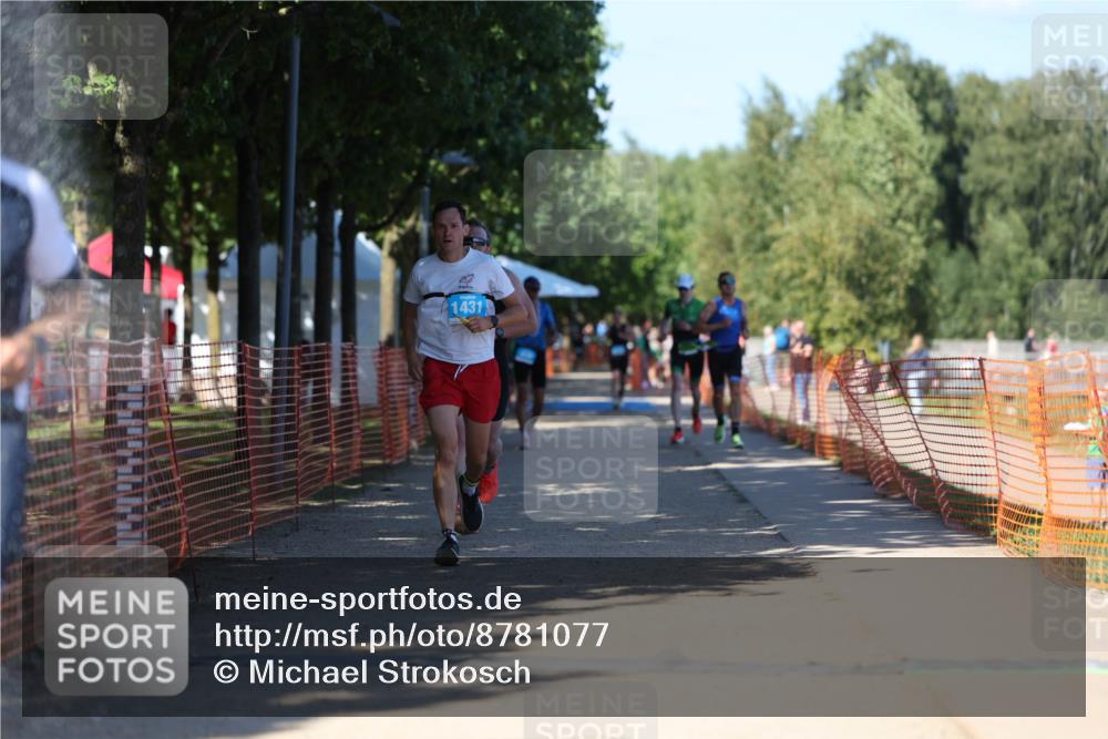 07.09.2025 - 19. Norderstedt Triathlon Michael Strokosch http://msf.ph/oto/8781077 07.09.2025 15:09:54 Laufen 364, 1013, 1416, 1431 meine-sportfotos.de