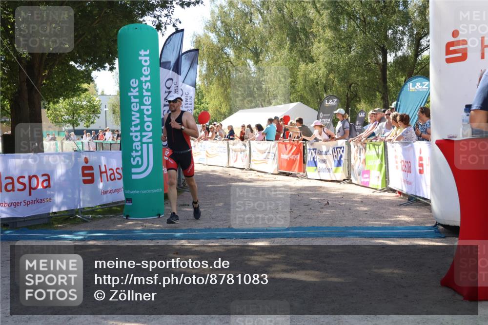 07.09.2025 - 19. Norderstedt Triathlon Zöllner http://msf.ph/oto/8781083 07.09.2025 12:53:11 Ziel 802, 1359 meine-sportfotos.de