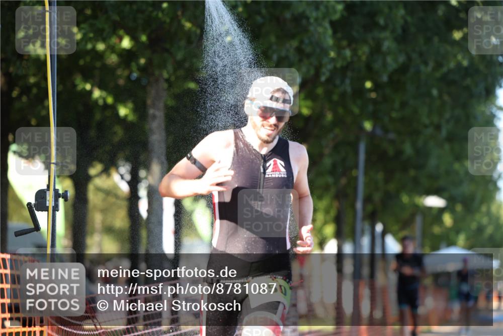 07.09.2025 - 19. Norderstedt Triathlon Michael Strokosch http://msf.ph/oto/8781087 07.09.2025 16:06:07 Laufen 550, 1484 meine-sportfotos.de