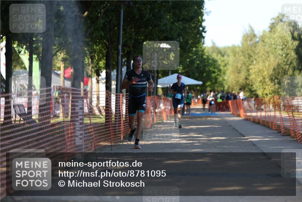 07.09.2025 - 19. Norderstedt Triathlon Michael Strokosch http://msf.ph/oto/8781095 07.09.2025 16:06:09 Laufen 550, 1470, 1484 meine-sportfotos.de
