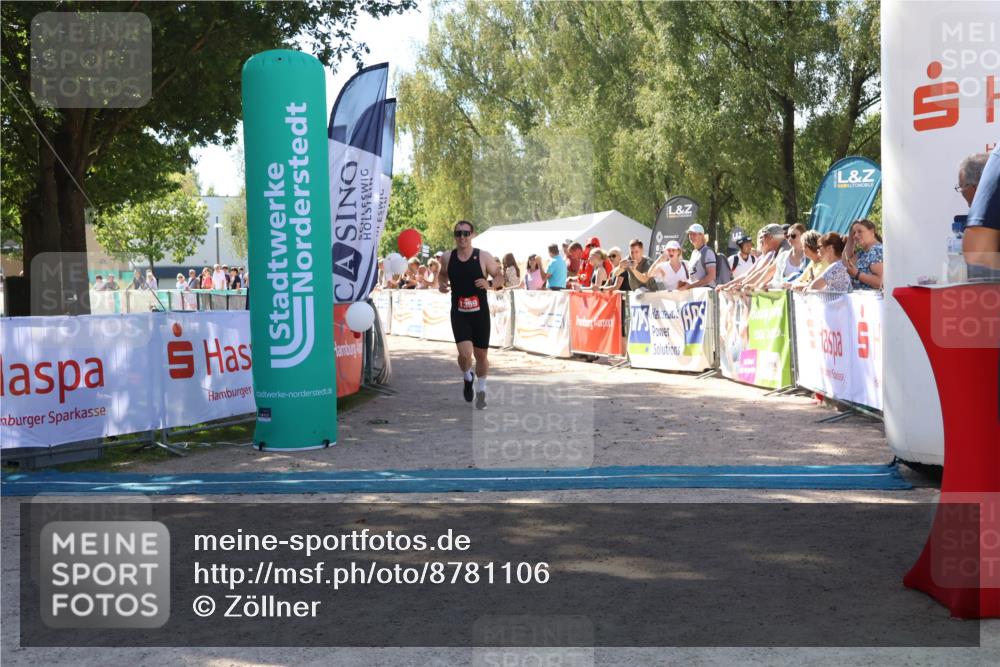 07.09.2025 - 19. Norderstedt Triathlon Zöllner http://msf.ph/oto/8781106 07.09.2025 12:53:14 Ziel 802, 1359 meine-sportfotos.de