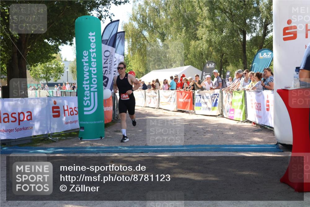 07.09.2025 - 19. Norderstedt Triathlon Zöllner http://msf.ph/oto/8781123 07.09.2025 12:53:15 Ziel 802, 1359 meine-sportfotos.de