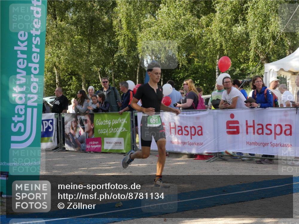 07.09.2025 - 19. Norderstedt Triathlon Zöllner http://msf.ph/oto/8781134 07.09.2025 10:56:56 Ziel 651 meine-sportfotos.de