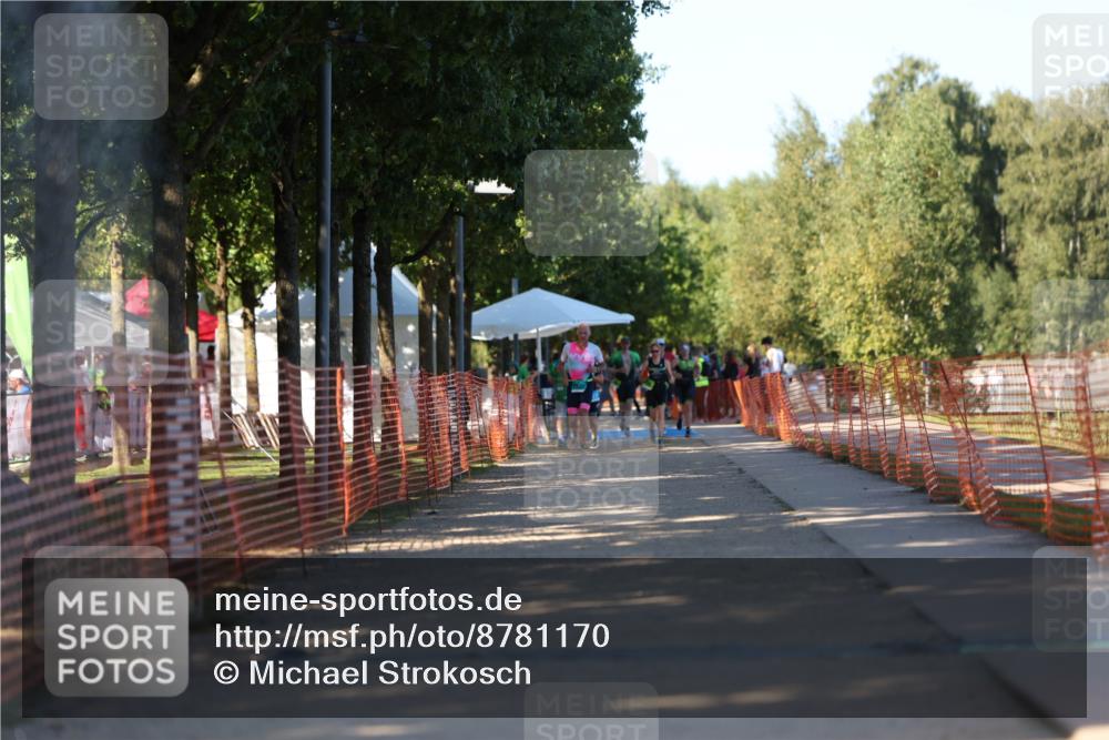 07.09.2025 - 19. Norderstedt Triathlon Michael Strokosch http://msf.ph/oto/8781170 07.09.2025 16:06:21 Laufen 1470 meine-sportfotos.de