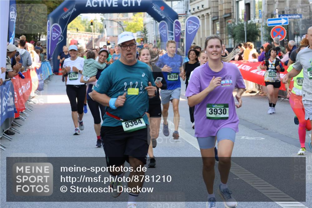 07.09.2025 - BARMER Alsterlauf Strokosch-Dieckow http://msf.ph/oto/8781210 07.09.2025 10:05:43 Ziel 2043, 2744, 2773, 3015, 3023, 3154, 3573, 3574, 3839, 3991, 4178, 4179, 4230, 4342, 4355, 4401, 4465, 4570, 4793, 4807, 5105, 5363, 5431, 5432, 5478, 5621, 5728, 5752, 5787, 5788, 5811, 6085, 6101, 6129, 6221, 8023, 8064, 8121, 8184, 8185, 8327, 8332, 8333, 8466 meine-sportfotos.de