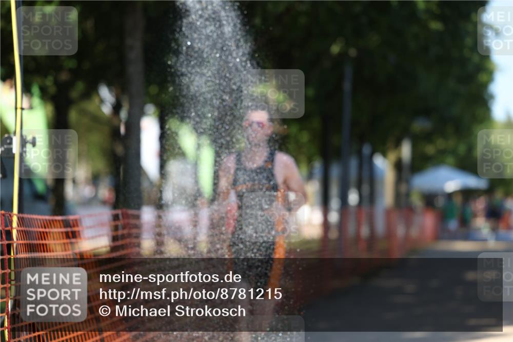07.09.2025 - 19. Norderstedt Triathlon Michael Strokosch http://msf.ph/oto/8781215 07.09.2025 15:10:57 Laufen 1002 meine-sportfotos.de