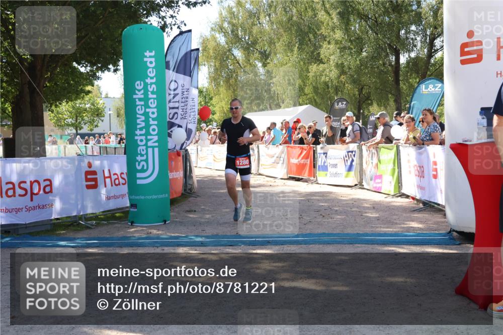 07.09.2025 - 19. Norderstedt Triathlon Zöllner http://msf.ph/oto/8781221 07.09.2025 12:54:01 Ziel 192, 1280 meine-sportfotos.de
