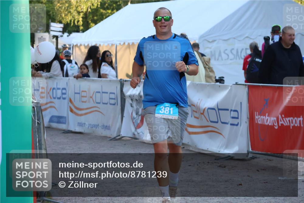 07.09.2025 - 19. Norderstedt Triathlon Zöllner http://msf.ph/oto/8781239 07.09.2025 17:39:16 Ziel 381 meine-sportfotos.de