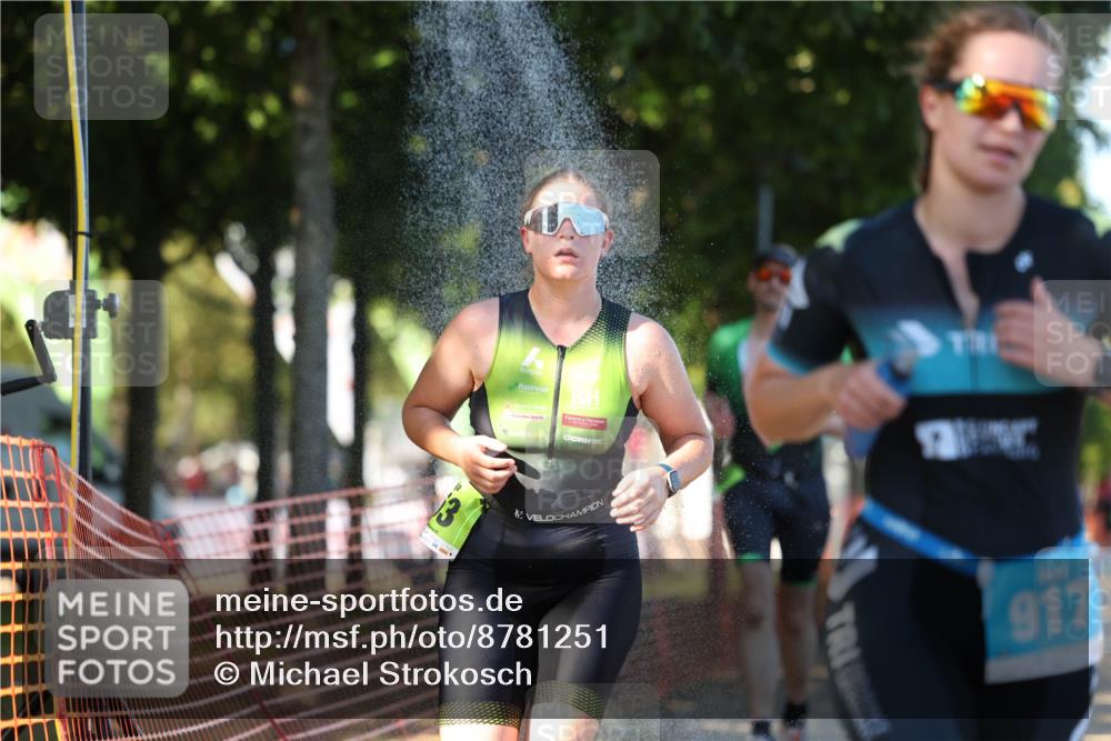 07.09.2025 - 19. Norderstedt Triathlon Michael Strokosch http://msf.ph/oto/8781251 07.09.2025 16:06:44 Laufen 453, 512, 917, 1494 meine-sportfotos.de