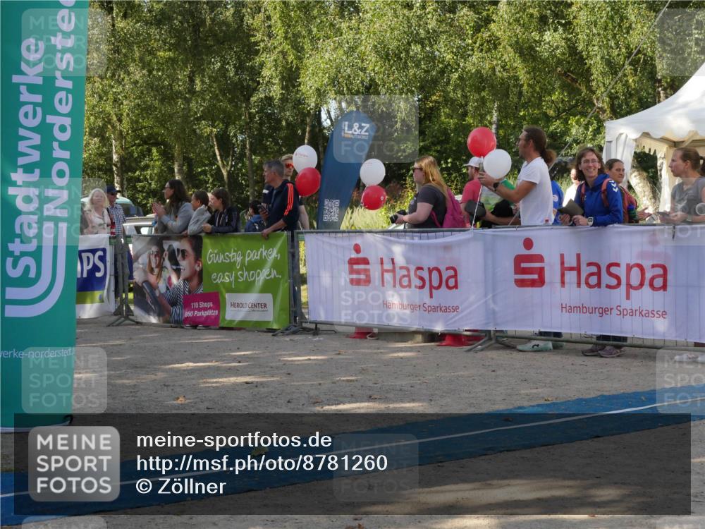 07.09.2025 - 19. Norderstedt Triathlon Zöllner http://msf.ph/oto/8781260 07.09.2025 10:57:36 Ziel 58, 125, 126, 636 meine-sportfotos.de