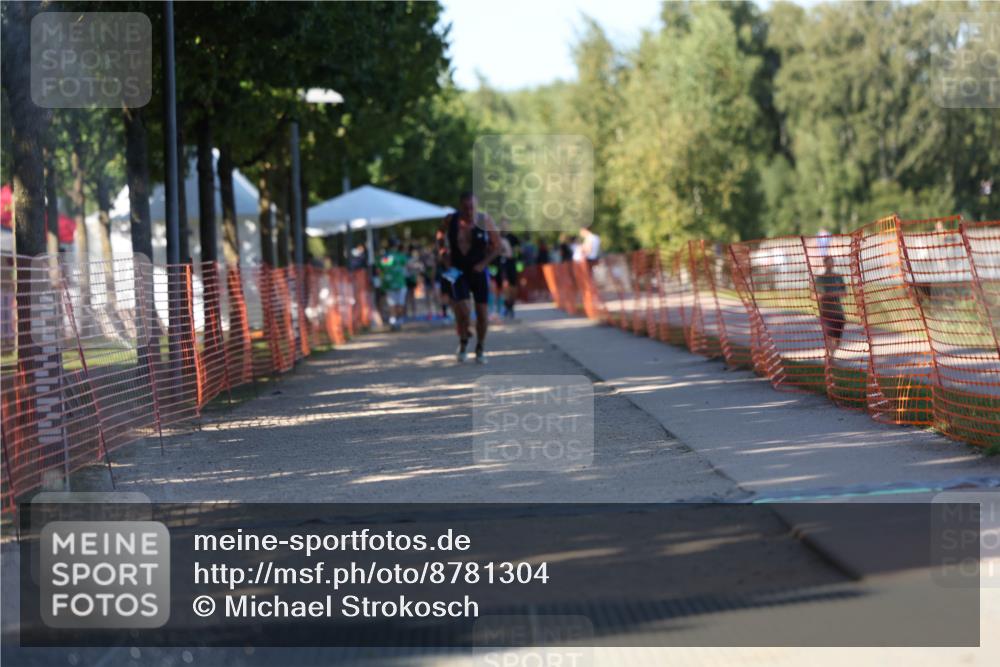 07.09.2025 - 19. Norderstedt Triathlon Michael Strokosch http://msf.ph/oto/8781304 07.09.2025 16:07:04 Laufen 1510 meine-sportfotos.de