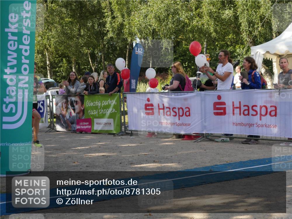 07.09.2025 - 19. Norderstedt Triathlon Zöllner http://msf.ph/oto/8781305 07.09.2025 10:57:39 Ziel 58, 125, 126, 636 meine-sportfotos.de