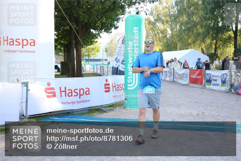 07.09.2025 - 19. Norderstedt Triathlon Zöllner http://msf.ph/oto/8781306 07.09.2025 17:39:19 Ziel 381 meine-sportfotos.de
