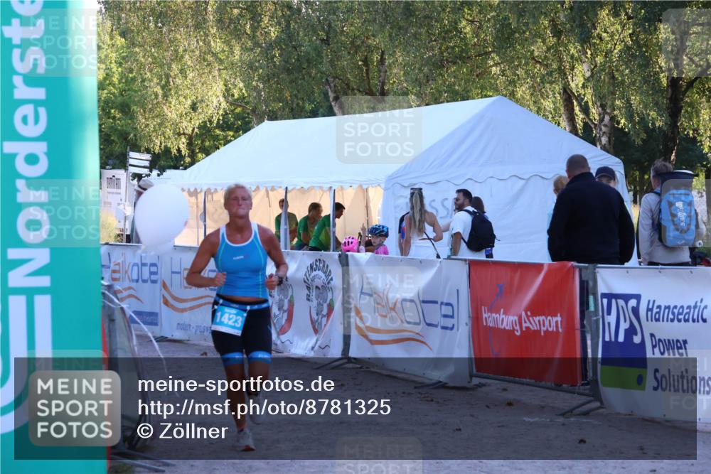 07.09.2025 - 19. Norderstedt Triathlon Zöllner http://msf.ph/oto/8781325 07.09.2025 17:42:38 Ziel 1423 meine-sportfotos.de