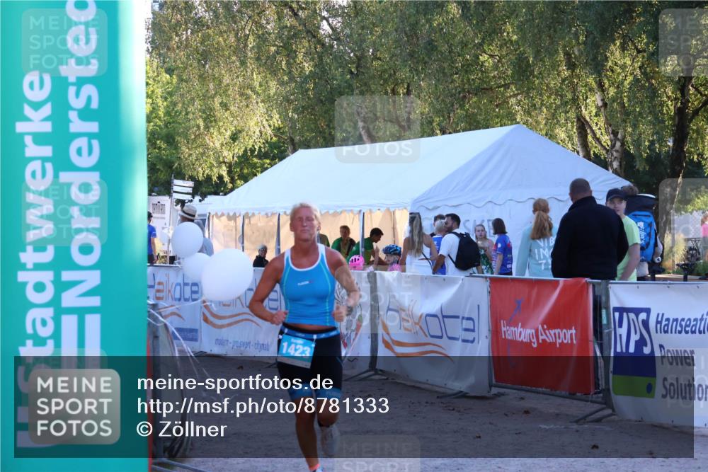 07.09.2025 - 19. Norderstedt Triathlon Zöllner http://msf.ph/oto/8781333 07.09.2025 17:42:39 Ziel 1423 meine-sportfotos.de